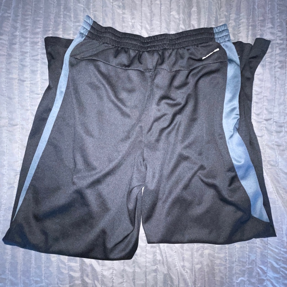 Mens Dryworks track pants - size medium - black and gray